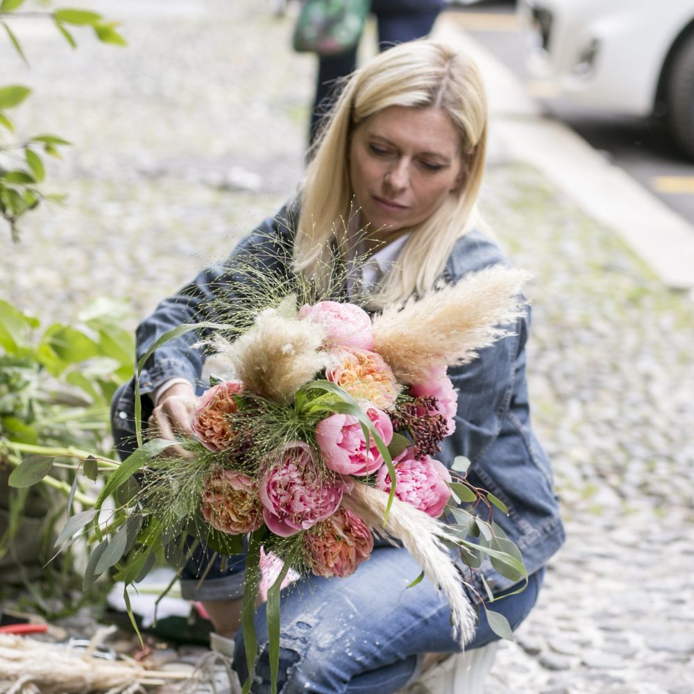 bouquet fiori peonie e spighe