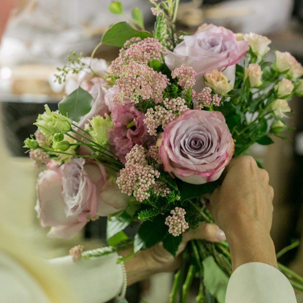 come si fa un bouquet di fiori freschi