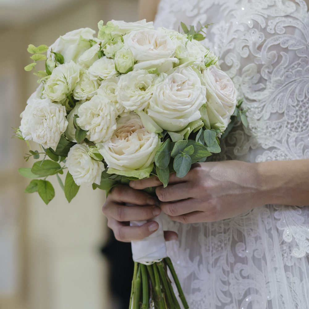 Bouquet sposa fiori bianchi